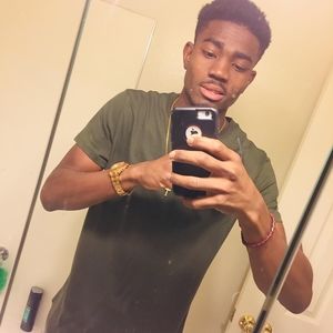 Meet your Posher, Cola són